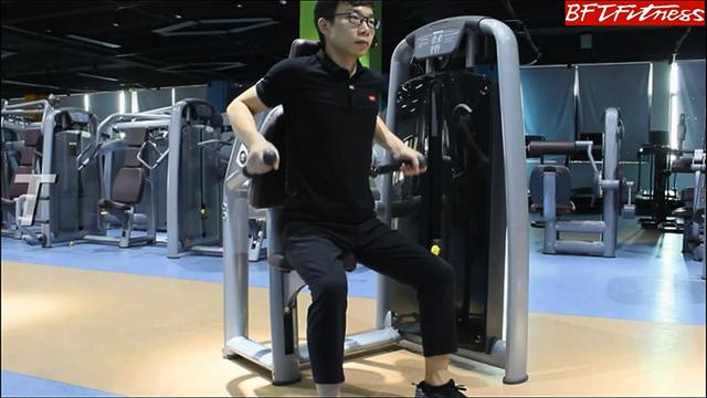 三头肌下压榴莲小视频